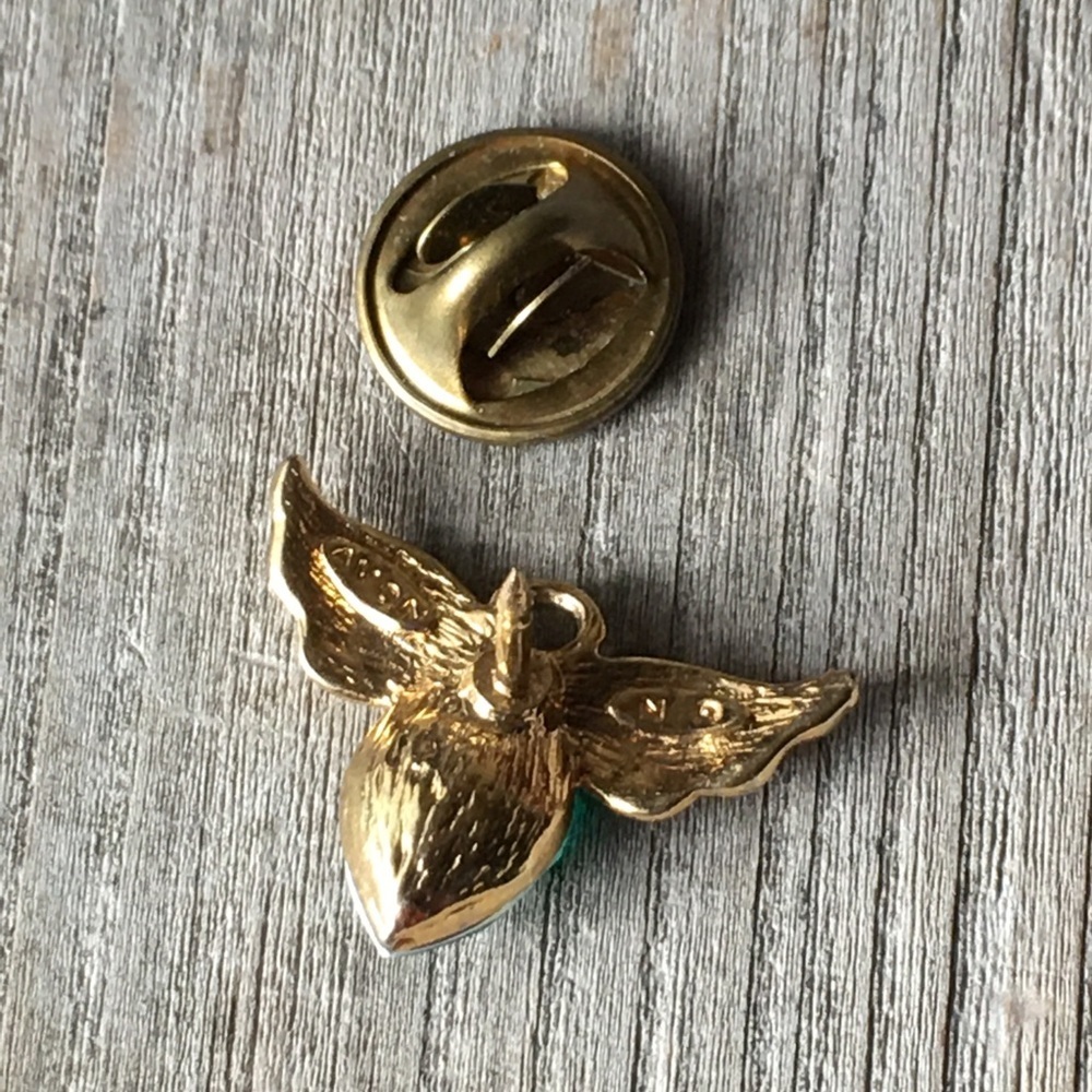 Vintage Signed Avon Angel Brooch Lapel Pin Green May Birthday Heart Rhinestone View 4